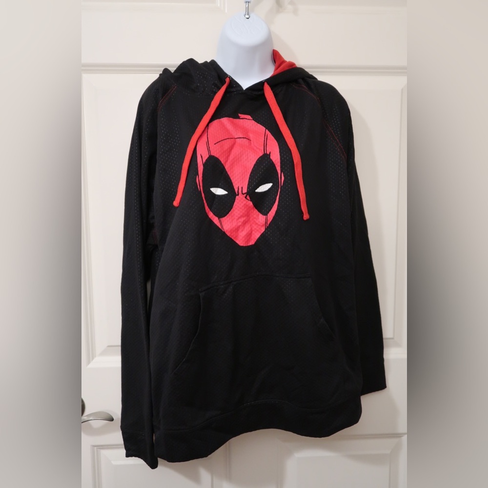 MARVEL DEADPOOL HOODIE